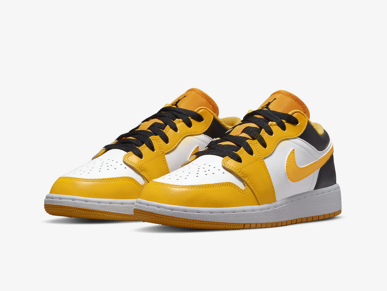 Air Jordan 1 Low Taxi (GS) - Image 2