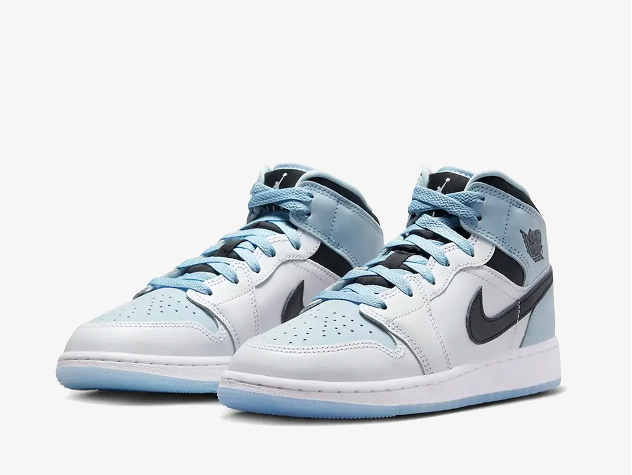 Air Jordan 1 Mid SE Ice Blue 2023 - Image 2