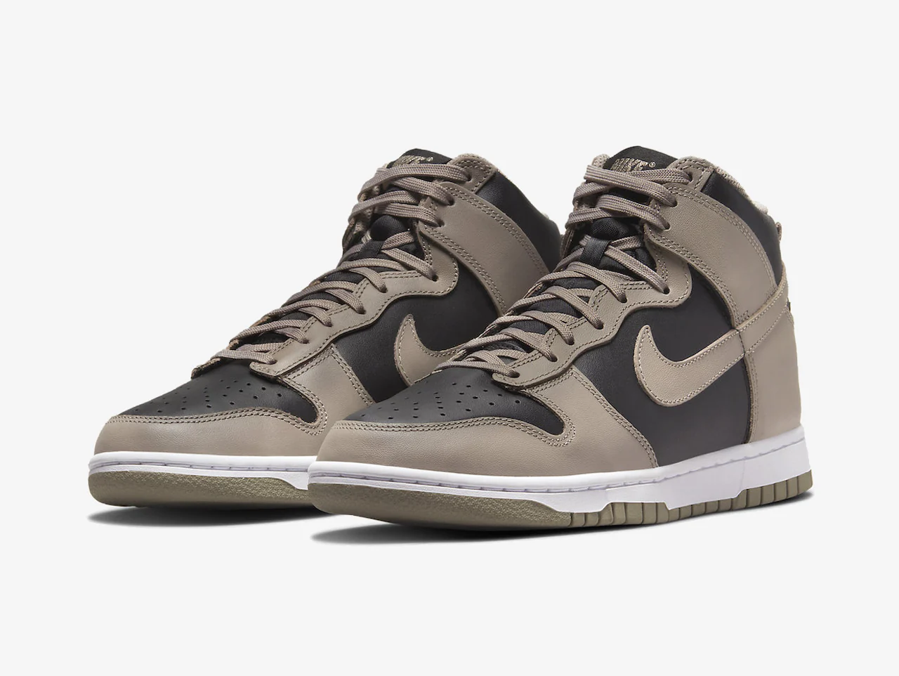Nike Dunk High Moon Fossil (W) - Image 2