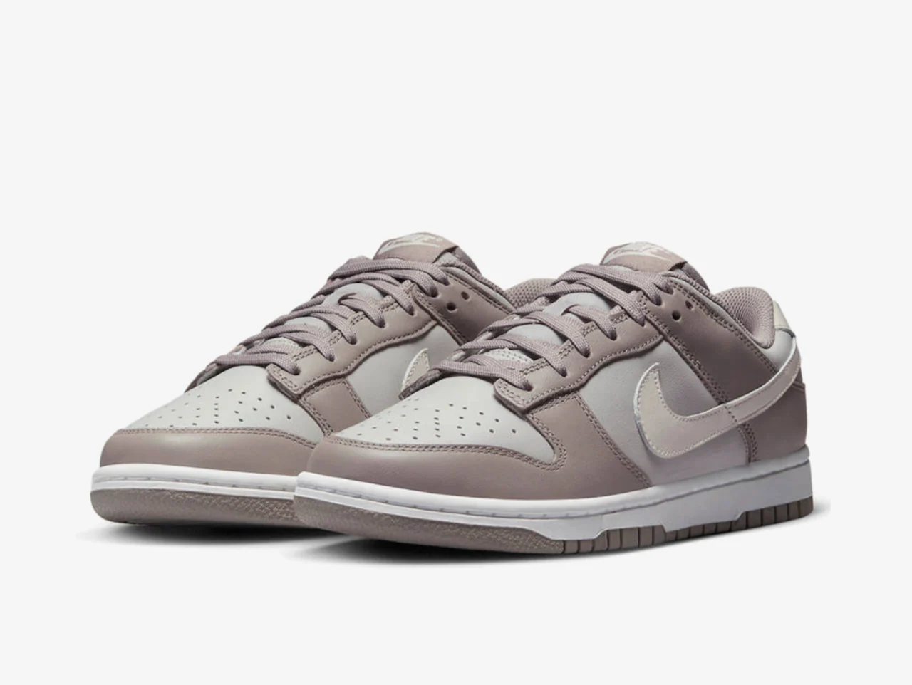 Nike Dunk Low Bone Beige (W) - Image 2