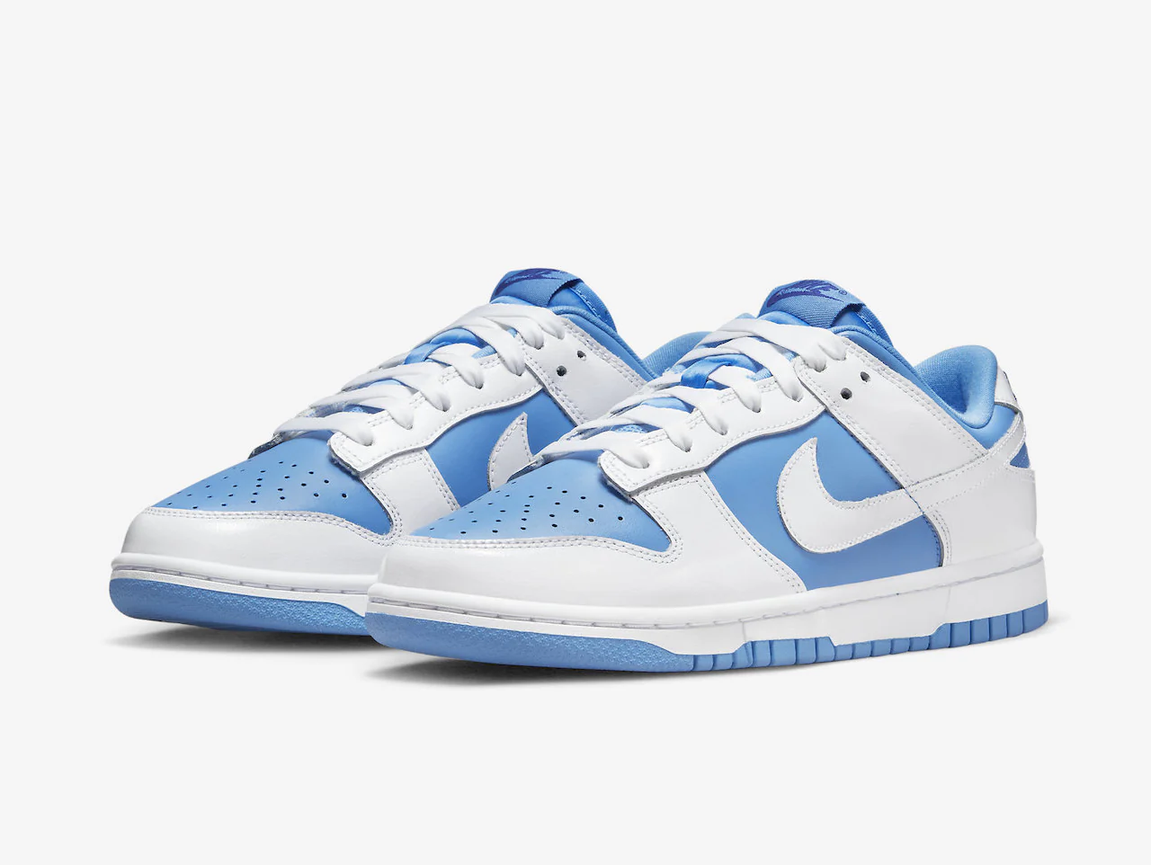 Nike Dunk Low Reverse UNC (W) - Image 2