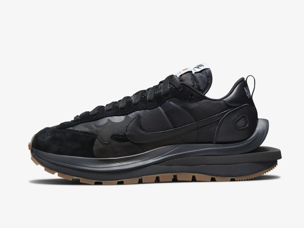 Sacai x Nike Vaporwaffle Black Gum