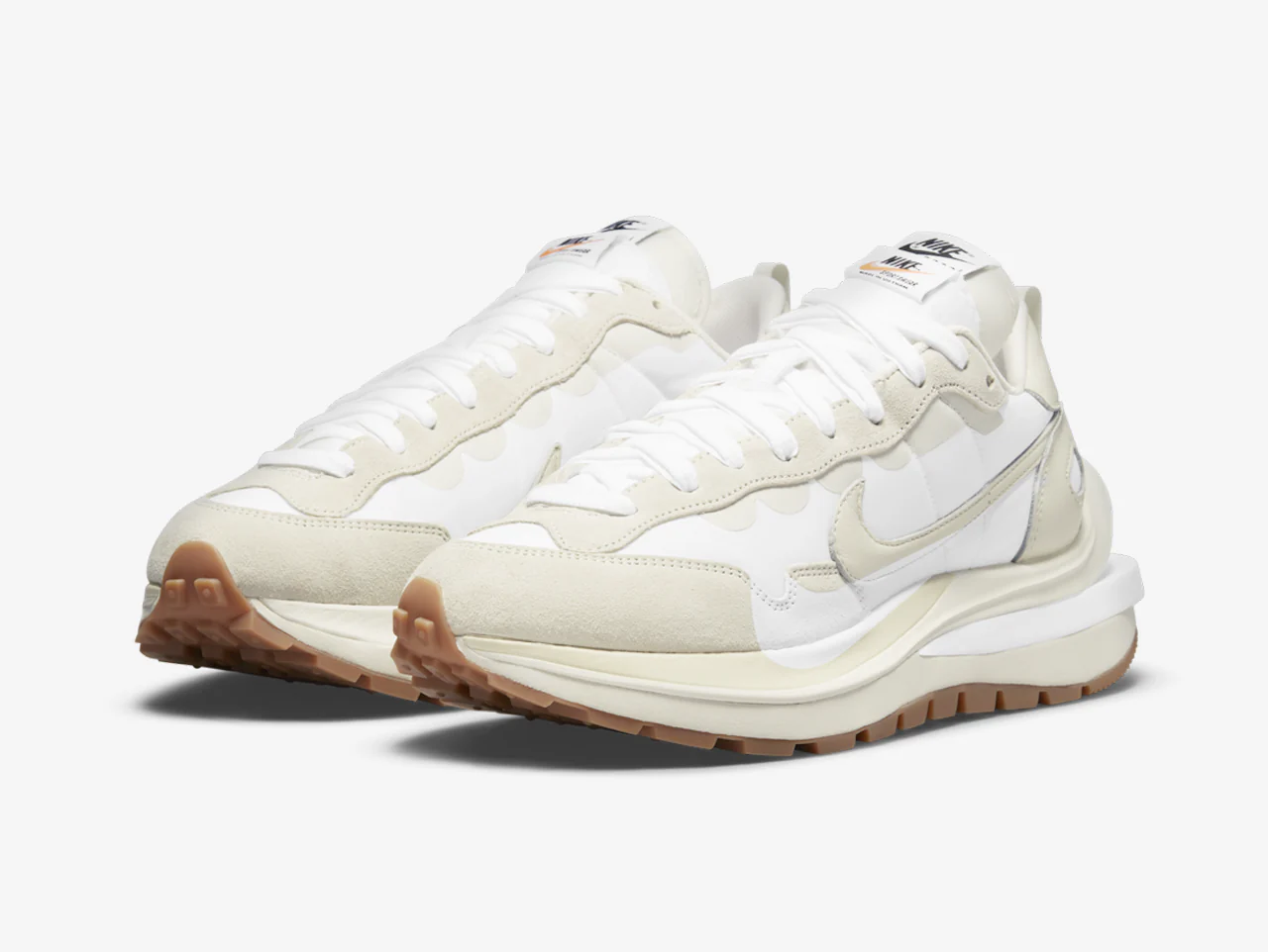 Sacai x Nike Vaporwaffle White Gum - Image 2